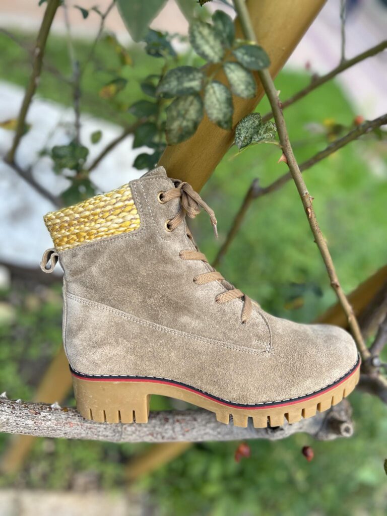 72078/ 6062 Beige v-r